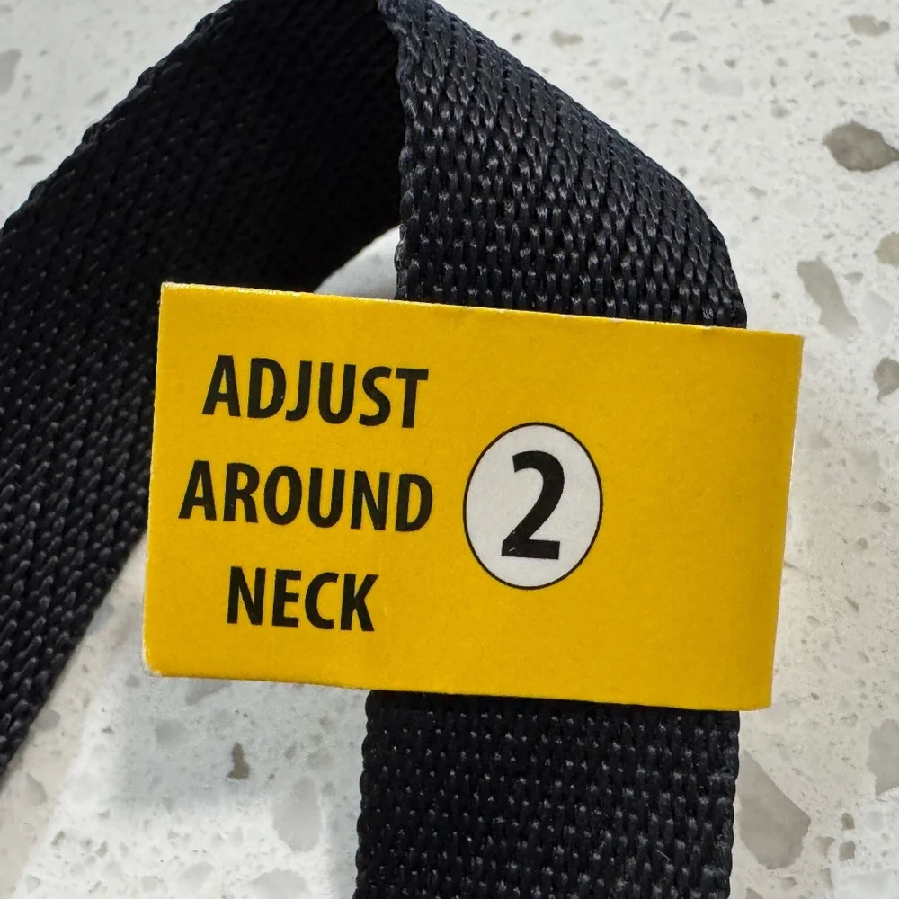 NWT Holt Pet Harness